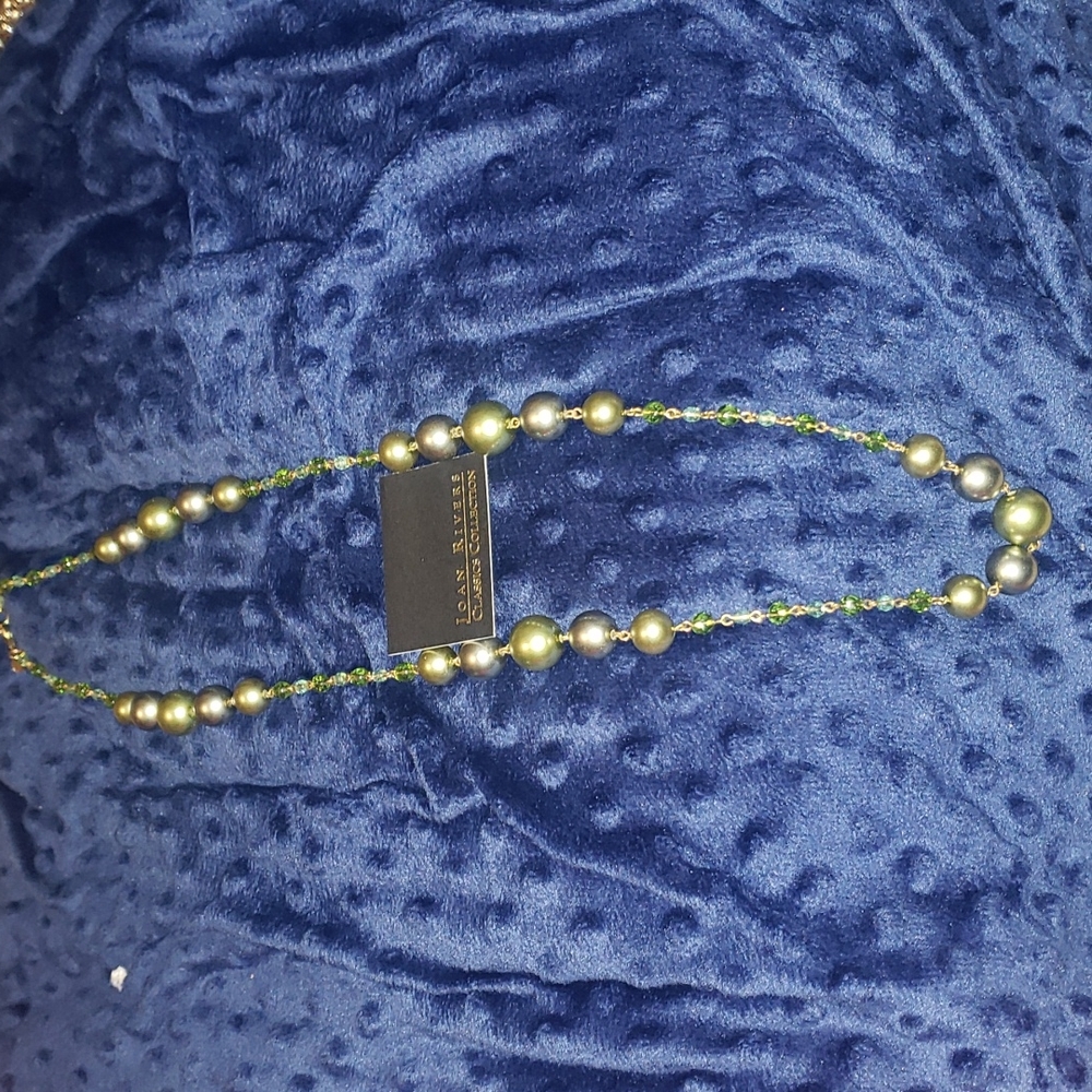 (New not used) Joan Rivers necklace